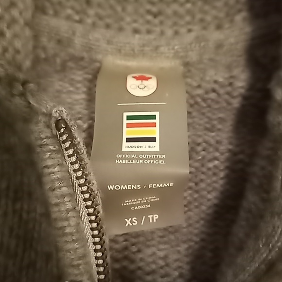 RARE 2010 Official Olympic Cowichan Style Cardigan Sweater XS S - Picture 5 of 10